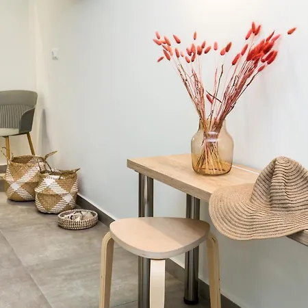 Strada - Micro Appartement