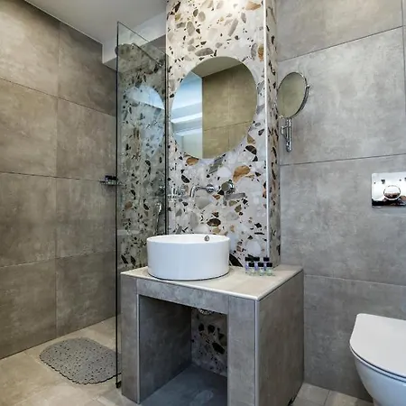 Strada - Micro * 利迈纳里亚