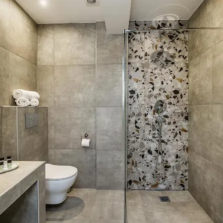 Strada - Micro * 利迈纳里亚